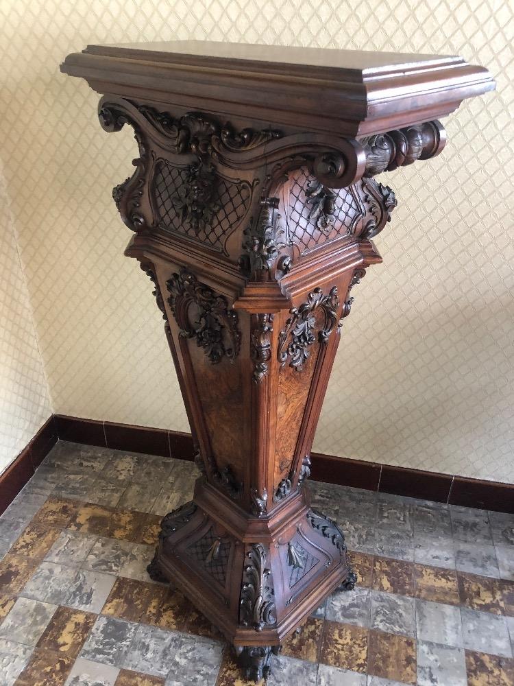 Walnut column